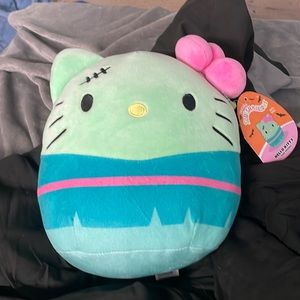 Hello Kitty Zombie Squishmallow